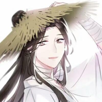 大巴被卡限高4米涵洞